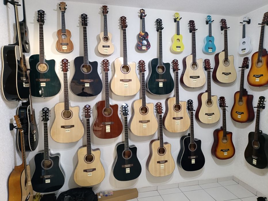 ГИТАРЫ Распродажа. Новые.