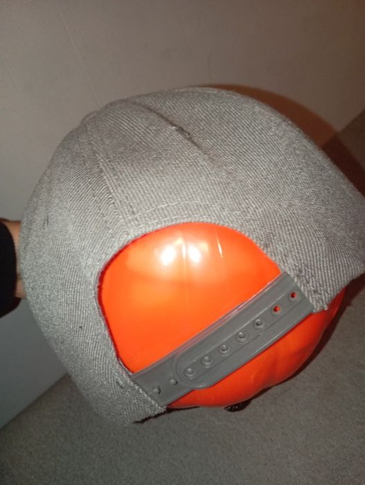 Шапка на Ребел .