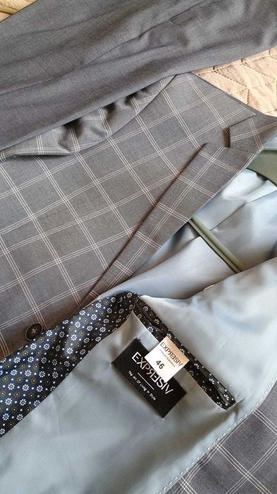 Costum gri-albastru in carouri Bestline