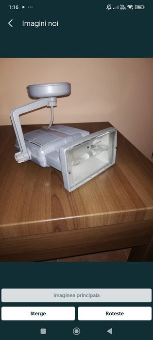 Proiector cu iodură mehalica