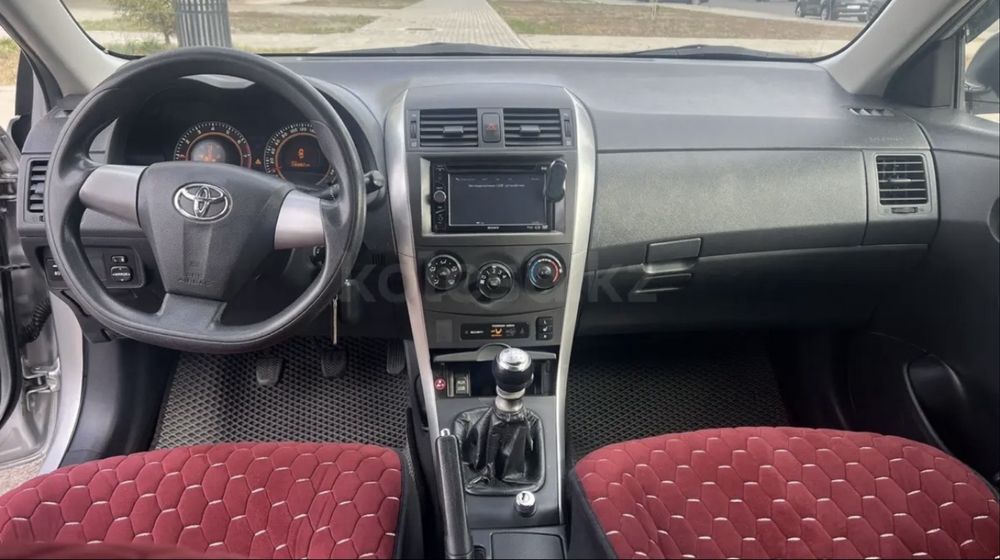 Тойота Королла 2011 г.в