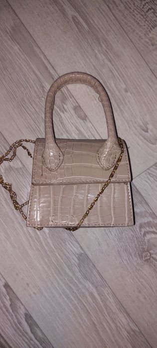 Продам женские  сумки  от 5000