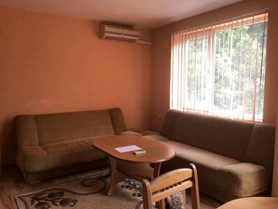 Дава се под наем Тристаен апартамент в София, Хиподрума - 90 кв.м за 648.21 € - Снимка #2