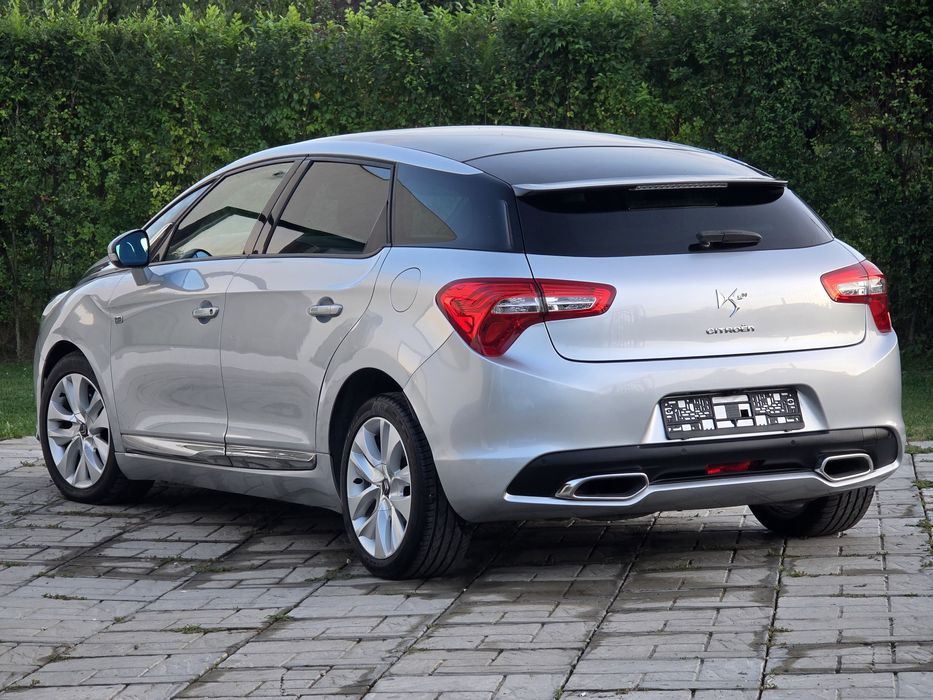Citroen DS5 / HYBRID /