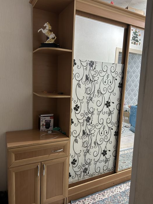 Продам шкаф купе