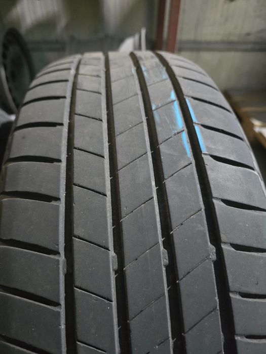 Anvelope 215 60 17 Bridgestone