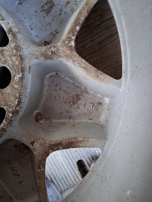 Janta aliaj Ford cu 5  x115 r 16
