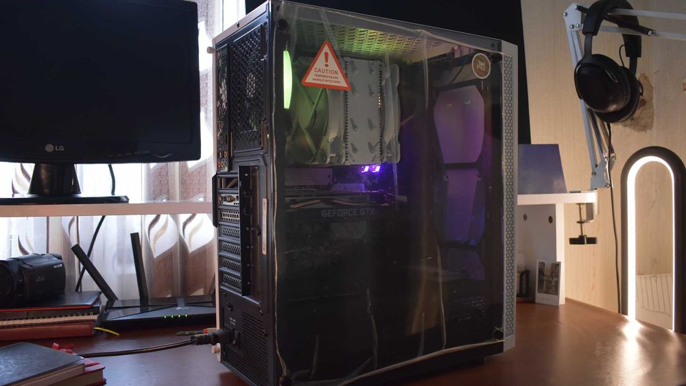 Настолен компютър (Ryzen 5 3600, GTX 1660 Ti, 16GB RAM)