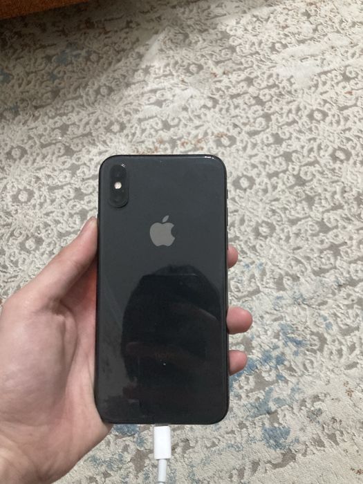 Продам Iphone  X