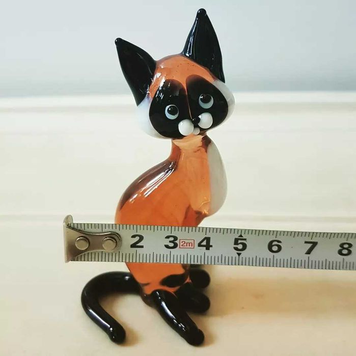 Стеклянная фигурка "кошка"