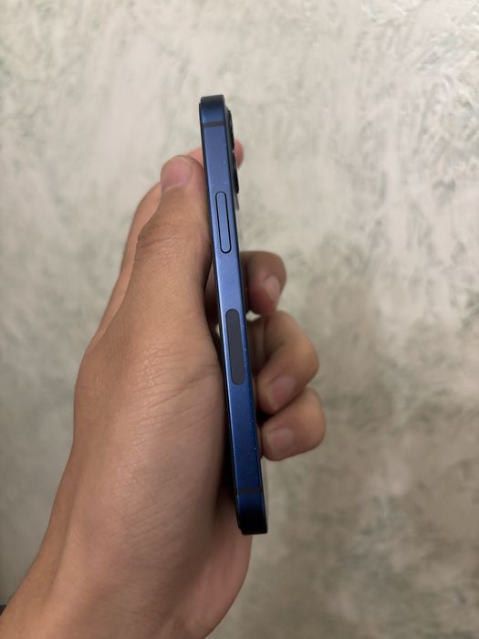 Продам Iphone 12 Mini