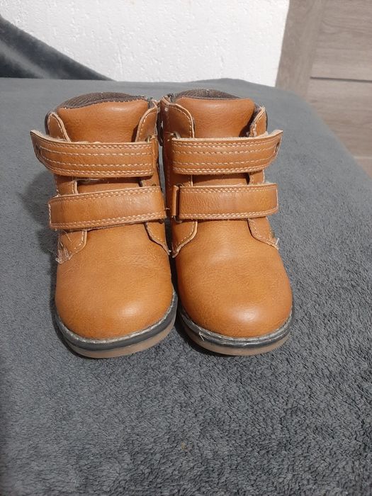 Ghetute copii marimea 27