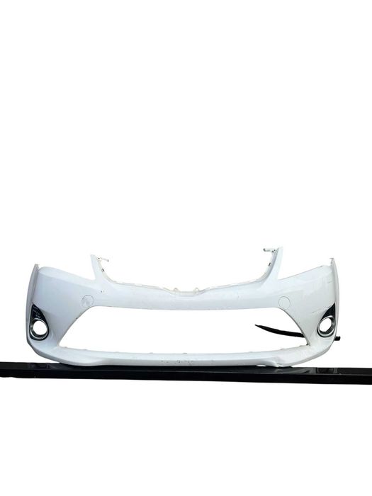 Bara fata Toyota Avensis T27 2013