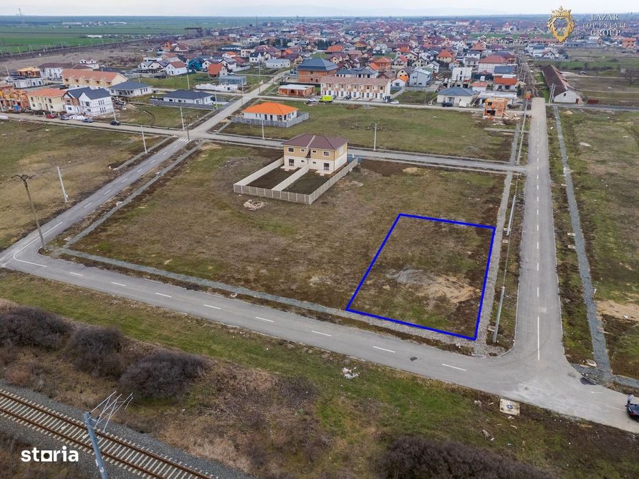 Teren 700mp in Premier- Vladimirescu