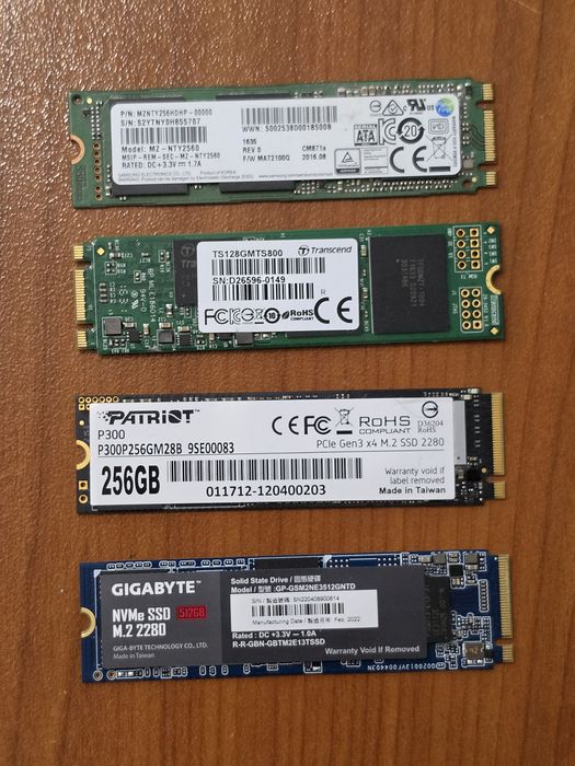 SSD NVMe 128/256/512GB.