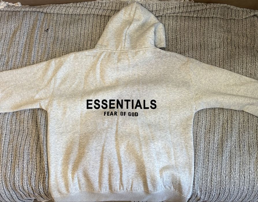 Кофта essentials
