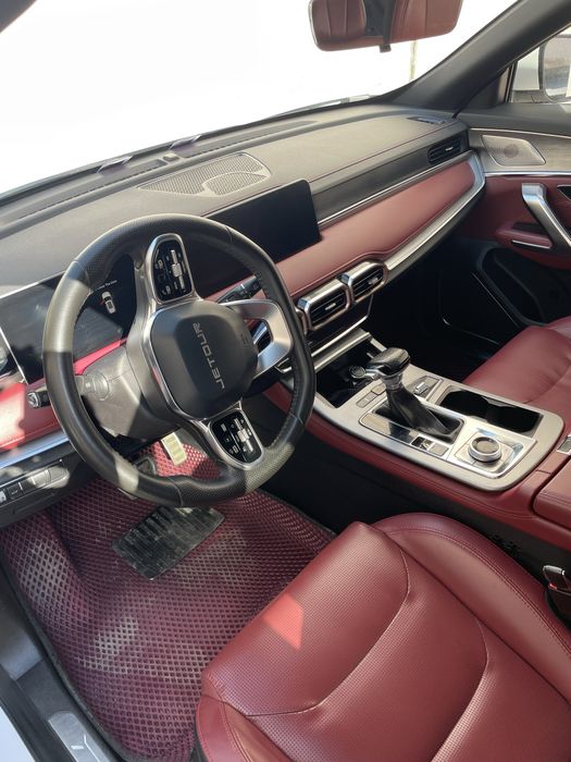 Продается JETOUR X 70 plus