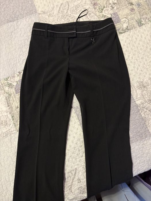 Дамски официален костюм