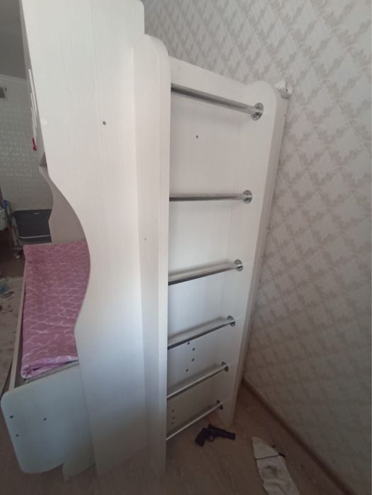 Кровать двухярустная детская