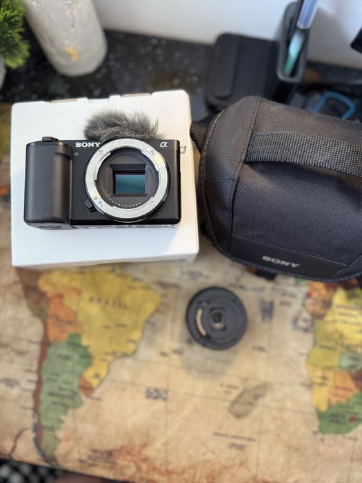 Sony ZV-E10 4K cu Obiectiv 16-50mm