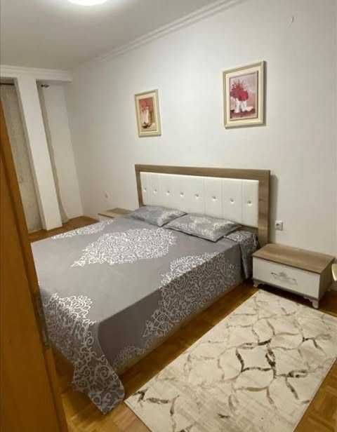 Продава се Двустаен апартамент в София, Център - 64 кв.м за 2657 €/кв.м - Снимка #1