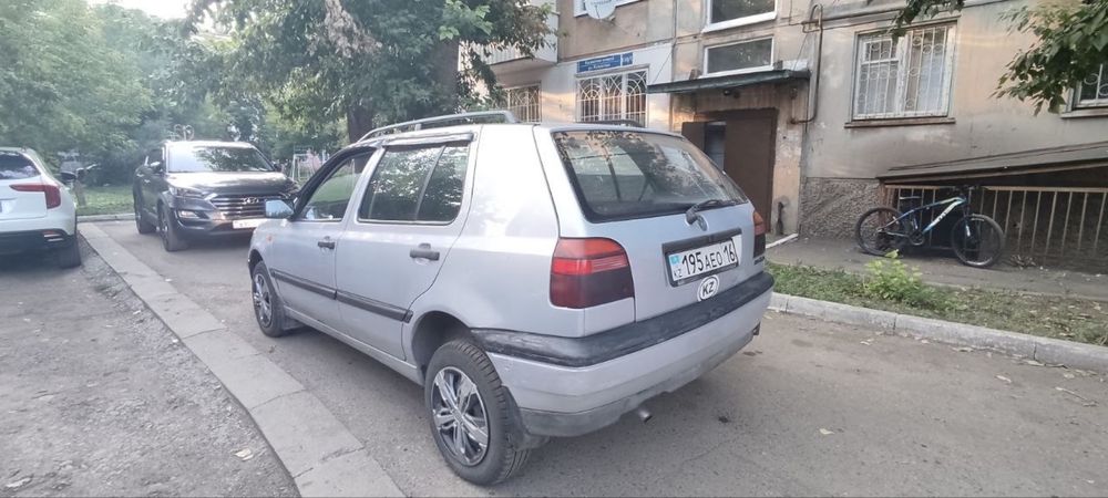 Продам фольцваген гольф 1995 года