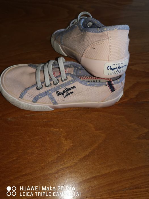 Сникърси Пепе Джинс