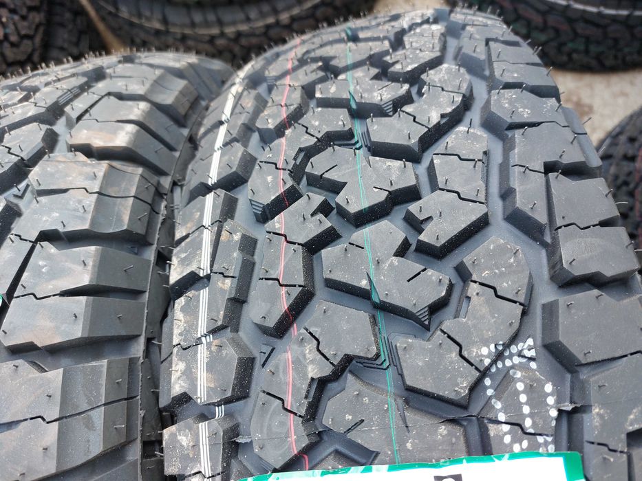 4бр.Нови всесезонни гуми Roadcruza 225 70 16