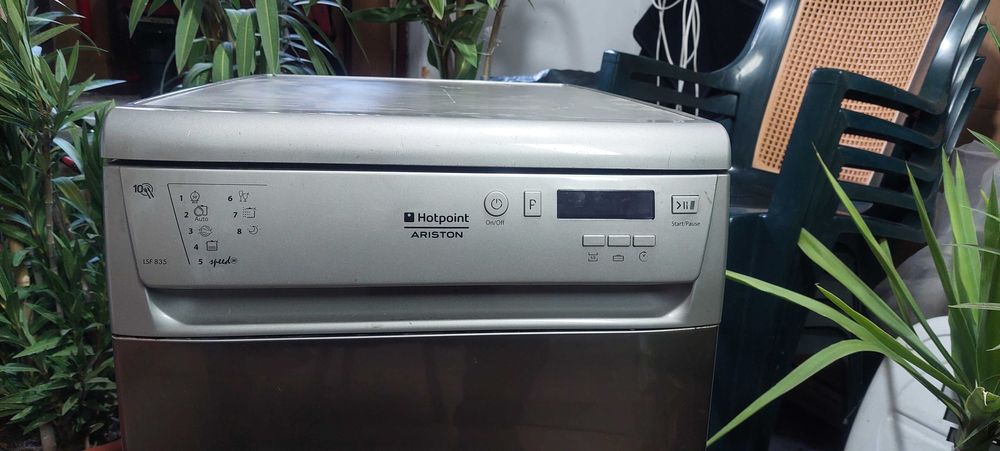 Съдомиялна Hotpoint Ariston LSF 835 - за части