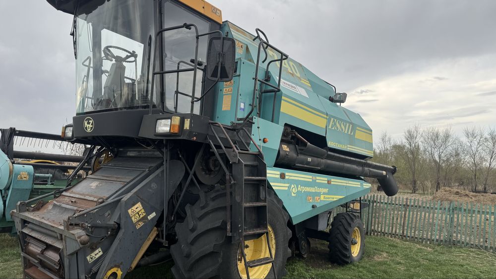 Продам комбайн Есиль 740
