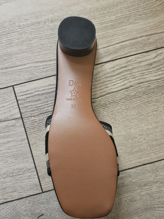 Dior шлепанцы на каблуках