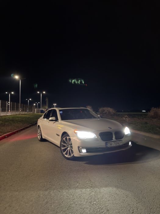 BMW Seria 7 740 xDrive Long – 313 CP BiTurbo | Full Option