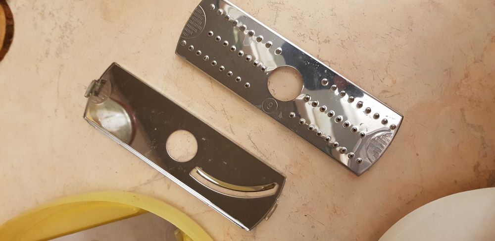 Продавам кухненски робот Тефал