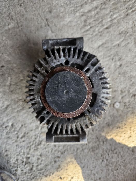 Alternator Audi A6 C6 2.4/3.2 Benzina