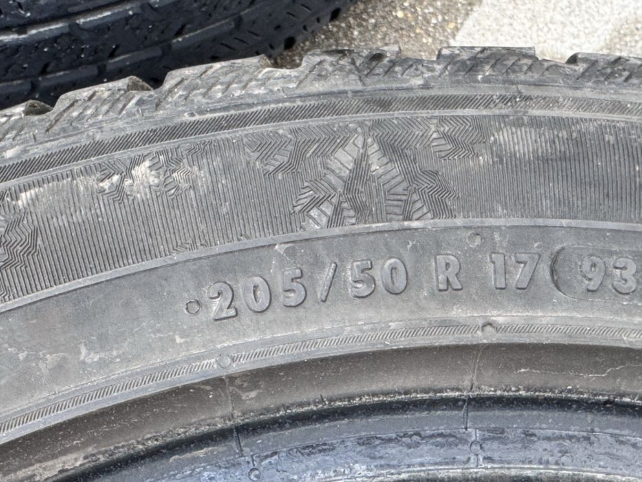 205/50/R17 Semperit Seed Grip3 4бр зимни dot3119