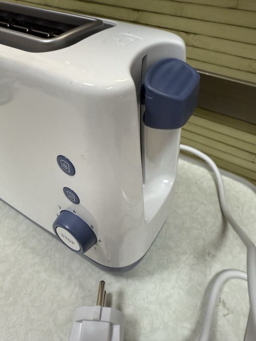 Тостер TEFAL Minim TL302110