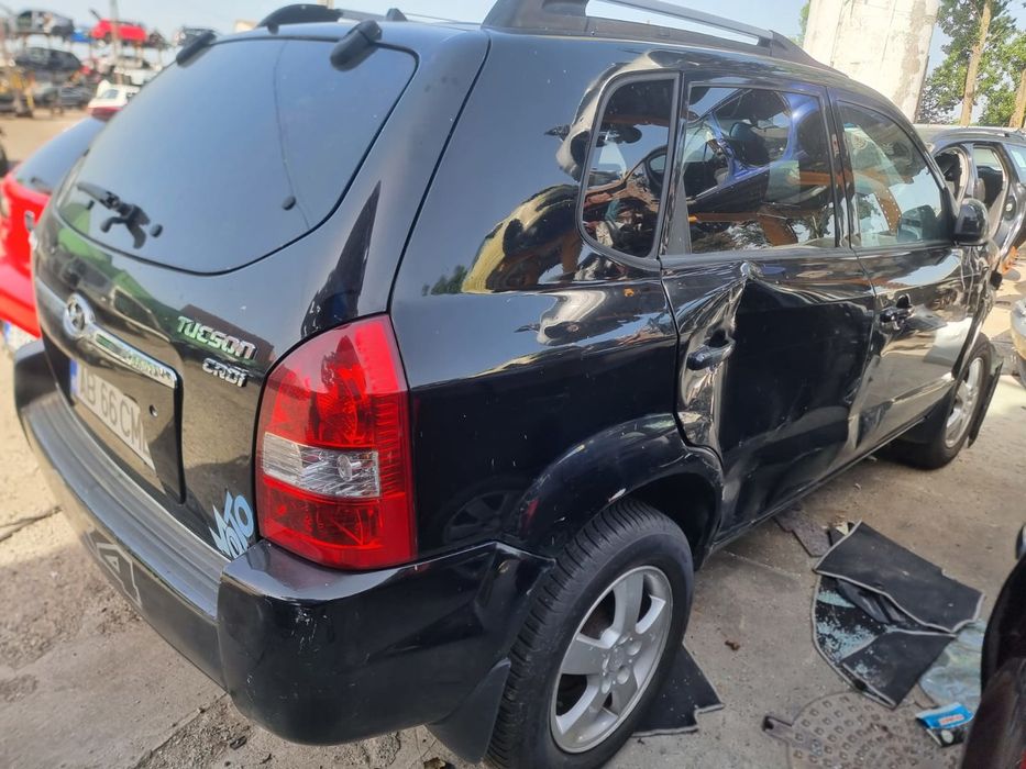 Dezmembrez Hyundai Tucson - 1 (2004 - 2010), 2.0 crdi D4EA, manual, D4EA