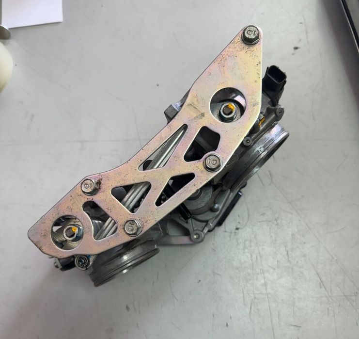 Оборудвани Дросели с дюзи за KTM 1190 - 1290