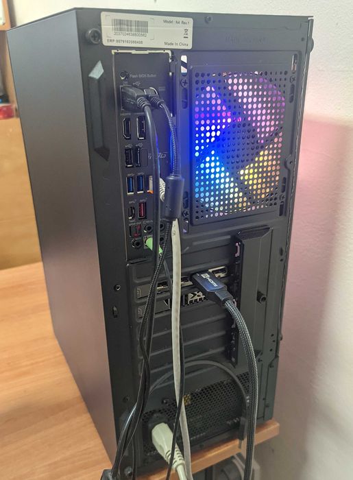 Геймърски Компютър RYZEN 5600X RX 6750 XT 12GB B550 M.2 1TB 32GB