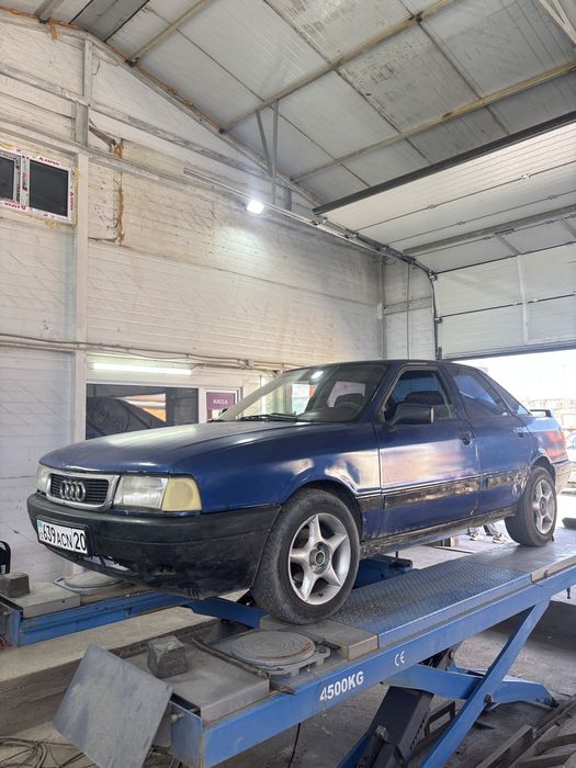 Продам ауди 80 в хорошем состояние