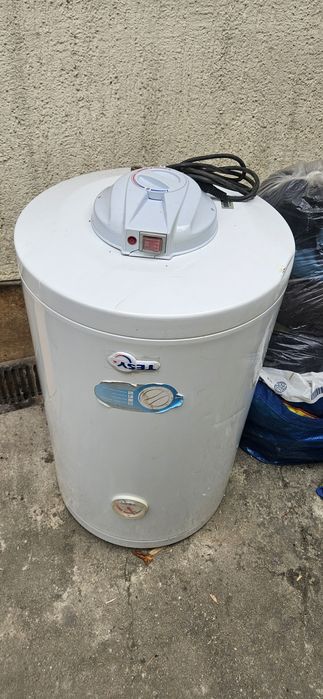 Boiler TESY GCV 80 l, 1500 W, model GCV804515A03TSR.
