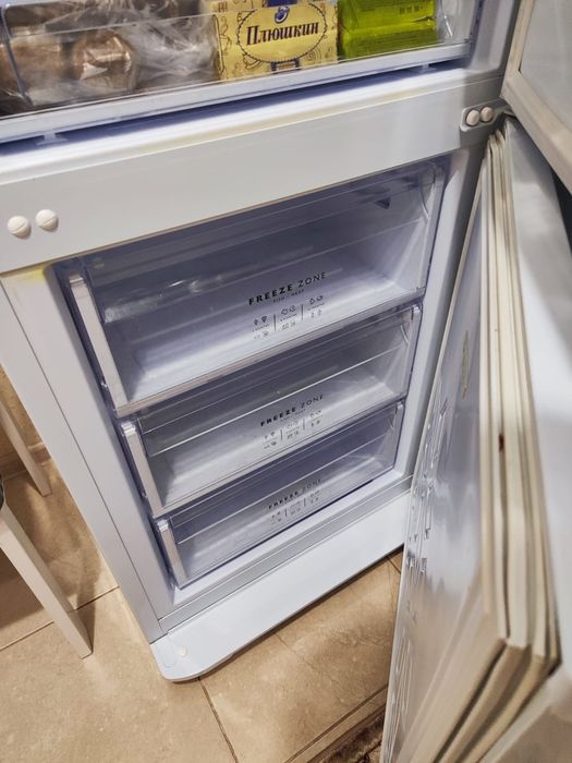 Продам холодильник