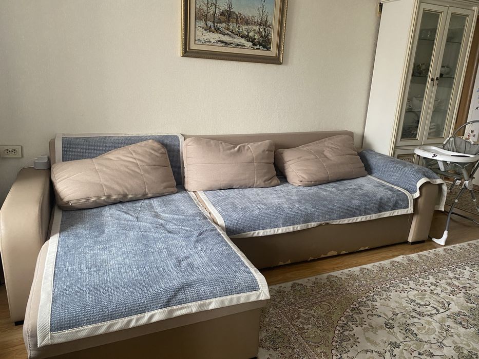 Диван для гостиной