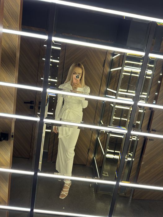 Платья вечерний  длинные