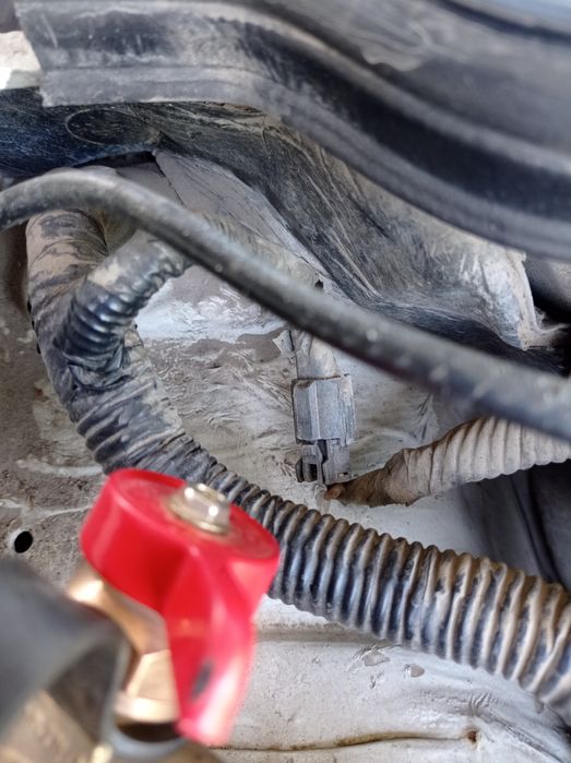 Nexia1 sotiladi yili 1998