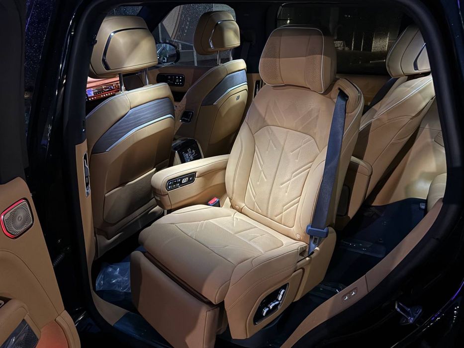 Zeekr 9X.ULTRA Инновации, утонченный дизайн и комфорт