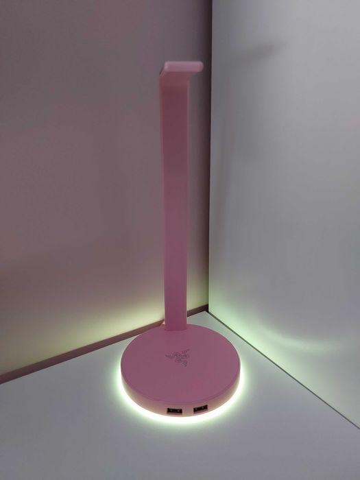 Razer Base Station V2 - Поставка за гейминг слушалки