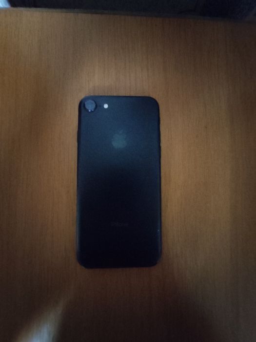 Айфон 7 с гарантией