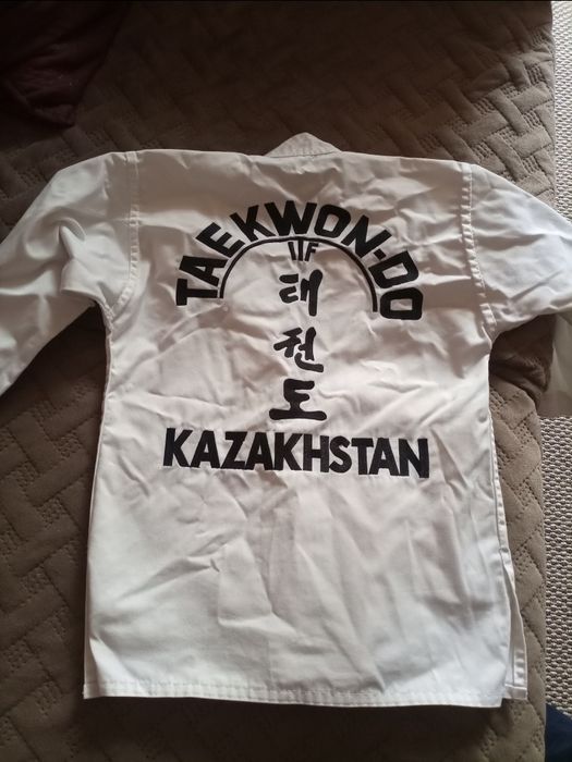 Брендовое кимоно на мальчика для таэквондо клуба ITF