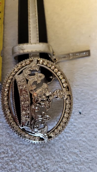 Различни дамски колани 5бр --може на едро-50лв